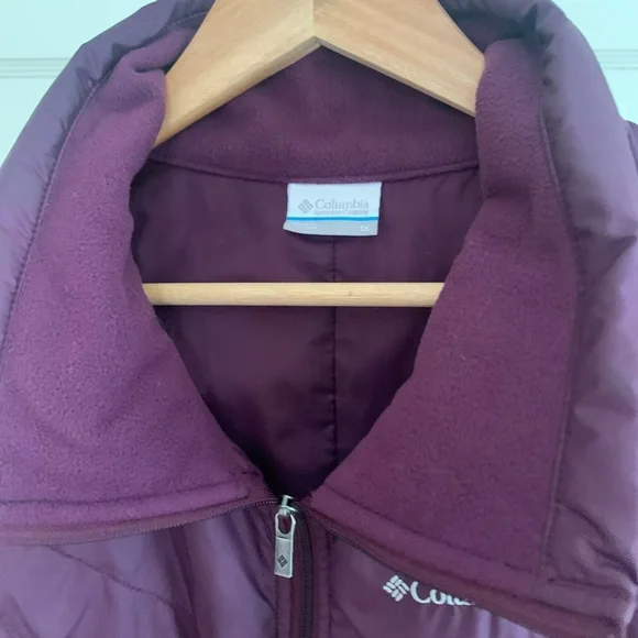 Lightweight Columbia Vest - Picture 4 of 9